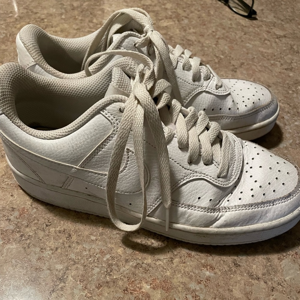 Womens nike sneakers